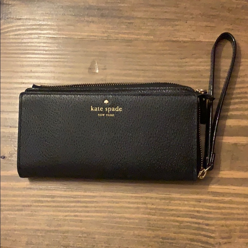 Kate Spade Wristlet Wallet
